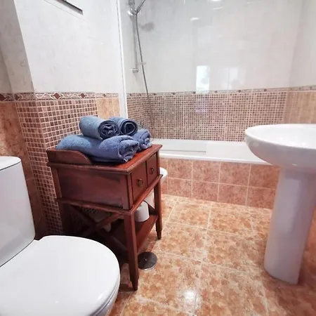 P° Olmos, Panxon, Bajo Con Jardin Privado Lägenhet *